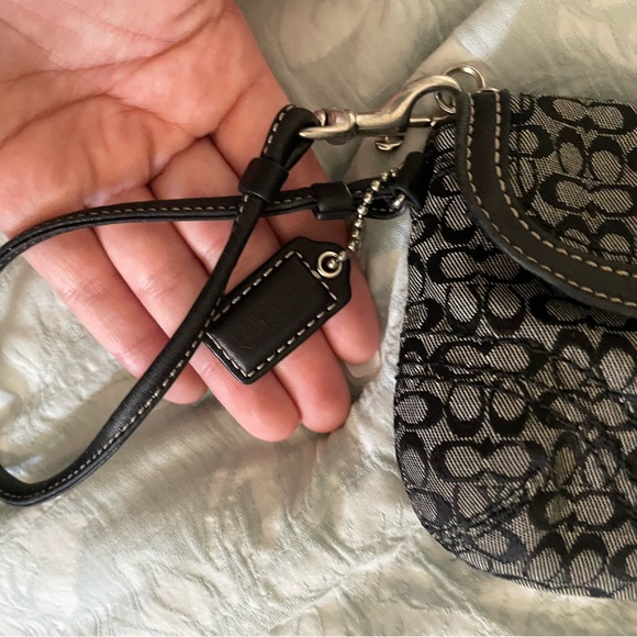 Coach Black and Gray Signature Wristlet - Picture 3 of 4